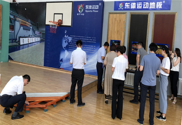 辽宁省省秘书长莅临东体考察